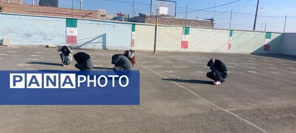 مانور زلزله در دبیرستان دخترانه امید 
