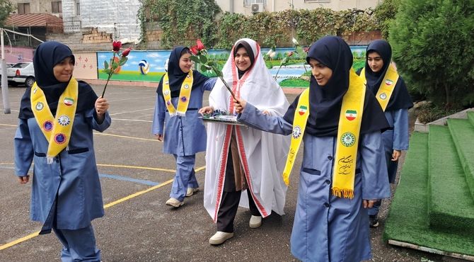 زنگ مهر، آغاز رویا و نبض پویایی دانش