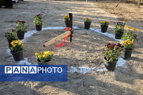 کلنگ زنی هنرستان شبانه‌روزی شهدا ارتش در شهرستان مانه 