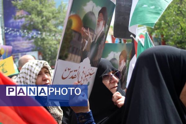 تجمع بزرگ دانش‌آموزان و فرهنگیان در حمایت از مردم مظلوم غزه و فلسطین