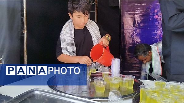 برپایی موکب دانش‌آموزی در روز اربعین حسینی در فاروج