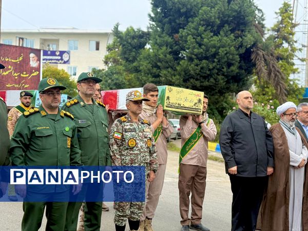  مراسم تشییع ۱۰ شهید گمنام در آمل