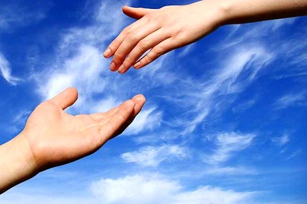 نهادهای خیریه باعث رواج فرهنگ انسان دوستی می شوند