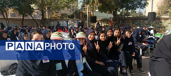 افتتاحیه طرح آهن یاری در دبیرستان کوثر فرهنگیان