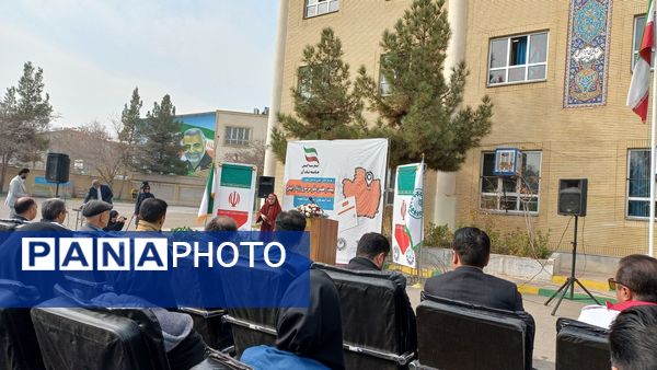 مانور زلزله استانی در هنرستان دخترانه محمودیه ناحیه ۶(2)