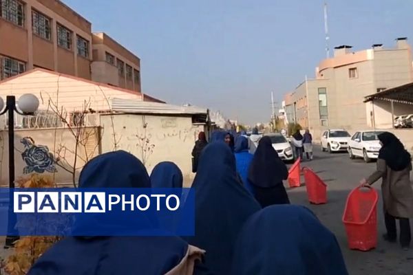  بازدید مدرسه نرگس پردیس از کتابخانه شیخ بهایی