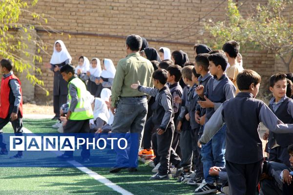  افتتاح زمین چمن مصنوعی در اسلام آباد
