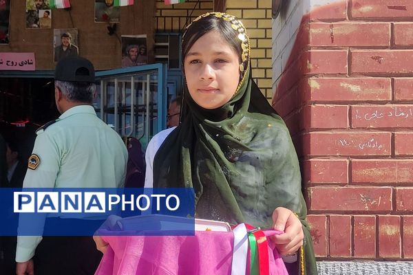 طلوع دانش در حاجی‌آباد لردگان؛ زنگ مهر، سرآغاز فصلی نو برای آینده‌سازان