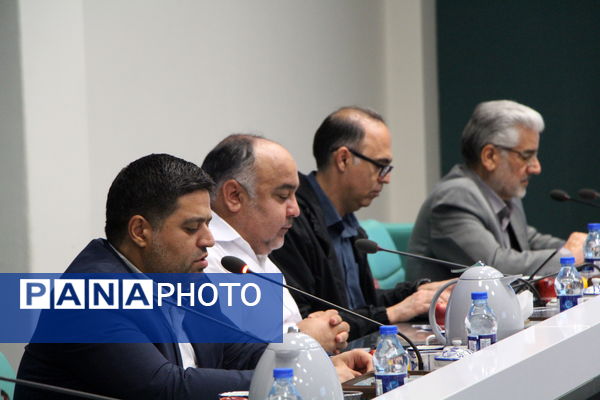 نشست خبری هفته کتاب و کتابخوانی در یزد