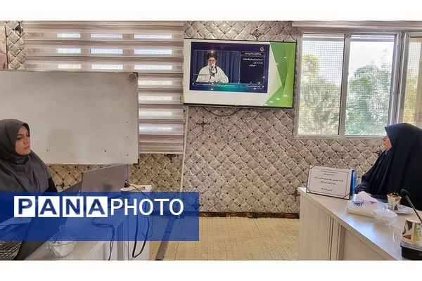 برگزاری کارگاه‌های آموزشی مهارت ارتباط مؤثر و سبک زندگی اسلامی-ایرانی ویژه رابطین امور بانوان منطقه کهریزک 