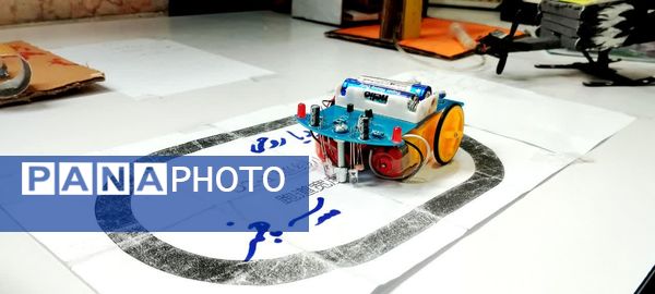 نمایشگاه  دستاوردهای علمی و تحقیقاتی دانش‌آموزان کلات