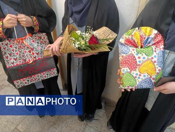 وقتی نسل امروز پای عهد انقلاب می‌ایستد