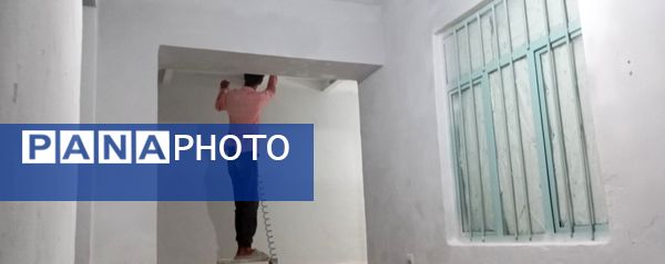 اجرای طرح «شهید عجمیان» با هدف رنگ‌آمیزی و شاداب‌سازی مدارس فین