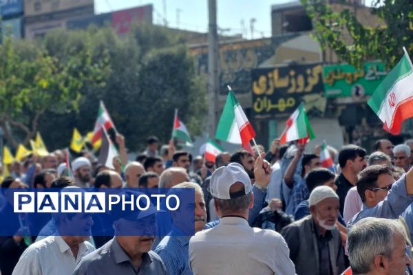 حضور پرشور مردم قرچک در راهپیمایی بشارت نصر