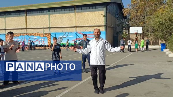 انتخابات انجمن ورزشی و المپیاد دانش‌آموزی دبیرستان اندیشه شاهد 