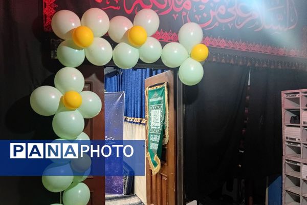 ورود دانش‌ آموزان دختر ناحیه دو شهرری به مراسم معنوی اعتکاف 