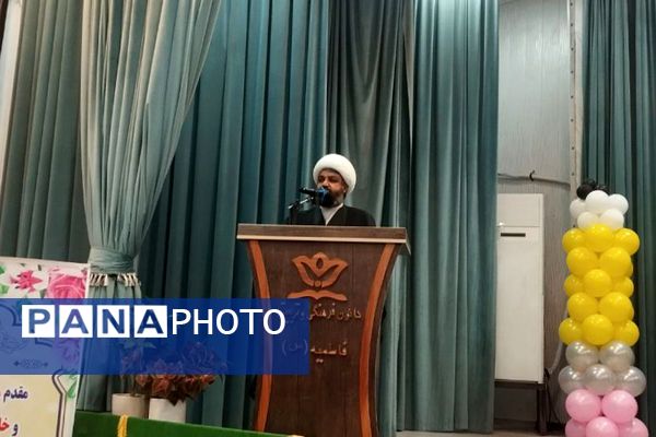 اعزام دانش‌آموزان دختر مدارس کهریزک به اردوی راهیان نور