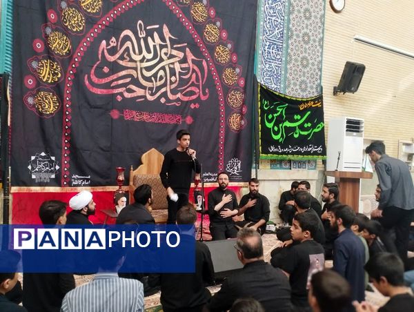 عزاداری هیات‌های دانش‌آموزی در کاظمیه