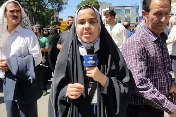 تا پای جان، پشت رهبر فرزانه ایستاده ایم
