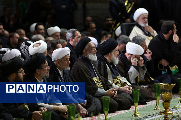 آیین شمعدان‌گردانی و خطبه خوانی شام رحلت حضرت معصومه(س)