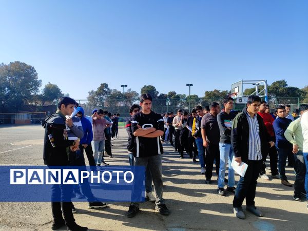 زنگ آغاز هفته بسیج  دانش آموزی در دبیرستان شاهد ابوذر غفاری نیشابور 