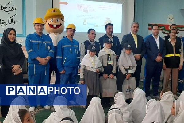 همیاران گاز در دبستان توفیق شهرستان رباطکریم
