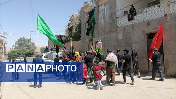 مراسم تعزیه خوانی در روز عاشورای حسینی در شهر بار 