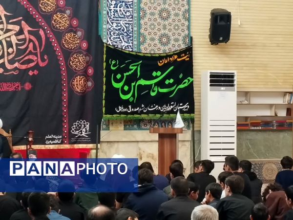 عزاداری هیات‌های دانش‌آموزی در کاظمیه