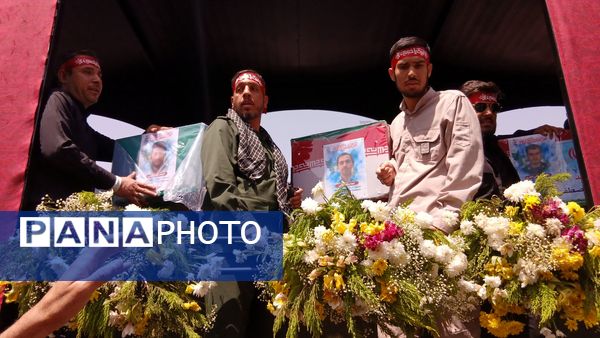 تشییع پیکر مطهر شهید سردار محمد کاظمی و تعدادی از شهدای جنگ تحمیلی در مشهد