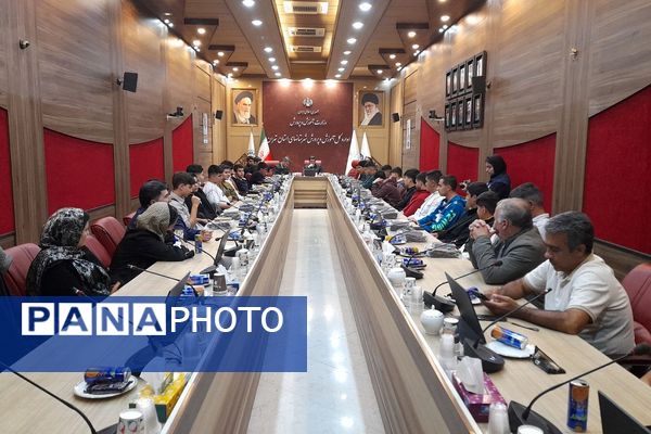 برگزاری مراسم بدرقه کاروان دانش آموزی حج عمره