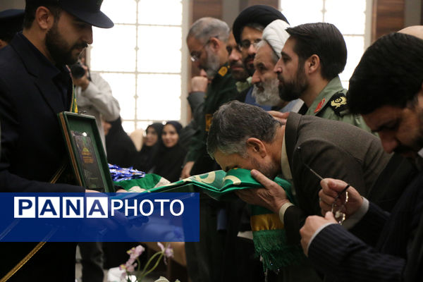 رونمایی از کارت خدمت جهادی معلمان در قم