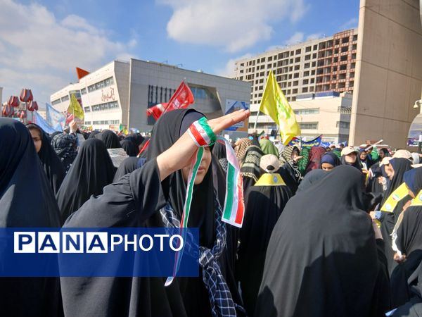 ۱۳ آبان،  روز آشکار ساختن ناتوانی استکبار 