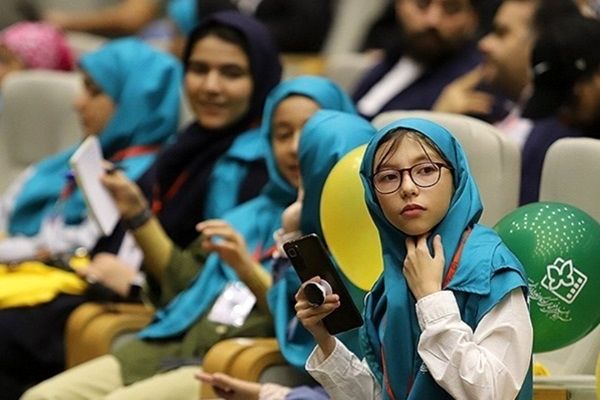 حضور دانش‌آموزان در جشنواره‌ها تجربه‌ای فراتر از کلاس درس است