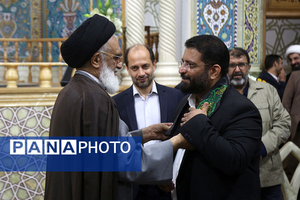 آیین سیاهپوشی حرم حضرت معصومه(س) در آستانه ماه عزاداری سیدالشهدا(ع)