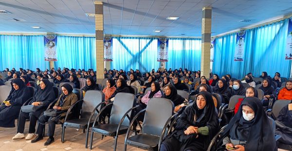 آیین سوگواری ایام فاطمیه در دبیرستان حضرت زینب(س) اسدآباد