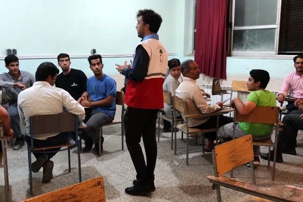خانه هلال شهر فرادنبه، میزبان دوره آموزشی مهارت‌های پایه داوطلبی 