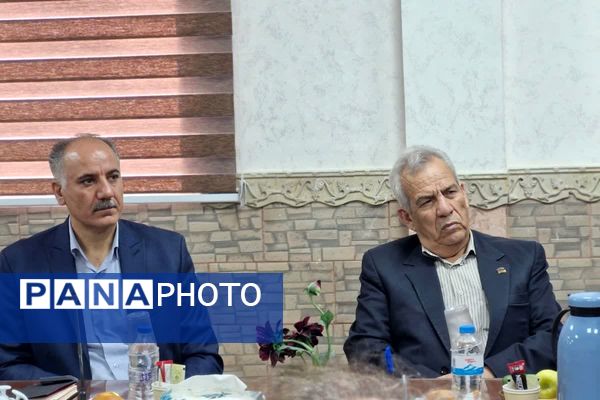 برگزاری جلسه شورای آموزش و پرورش شهرستان قرچک 