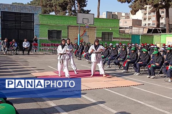 افتتاحیه انجمن ورزشی درون مدرسه ای منطقه کهریزک در هنرستان اولیاء۳