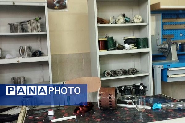 بازدید دانش‌آموز خبرنگاران پانا از هنرستان مجتمع فنی حرفه‌ای تهران در بهارستان2