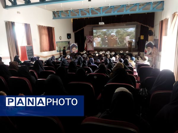 برگزاری همایش عقیدتی، سیاسی در کانون شهید رجائی شهر راز 