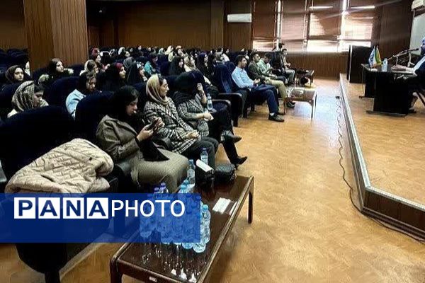 دوره گفتمانی راهبردی اندیشه ولی ۲ در مشهد