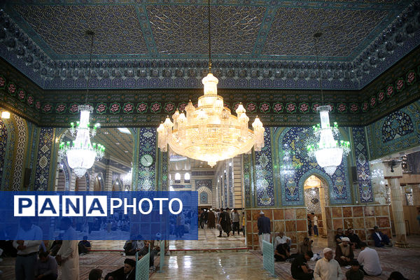 آیین سیاهپوشی حرم حضرت معصومه(س) در آستانه ماه عزاداری سیدالشهدا(ع)