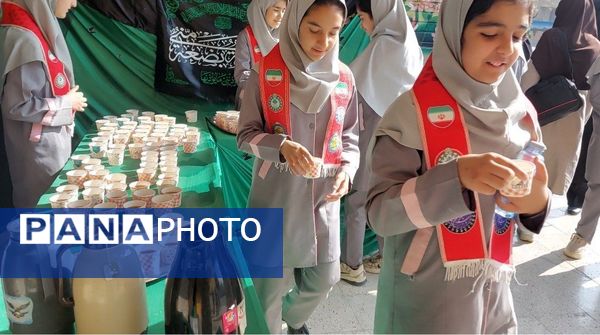 برپایی ایستگاه صلواتی در دبستان شهدای راه آهن ناحیه هفت