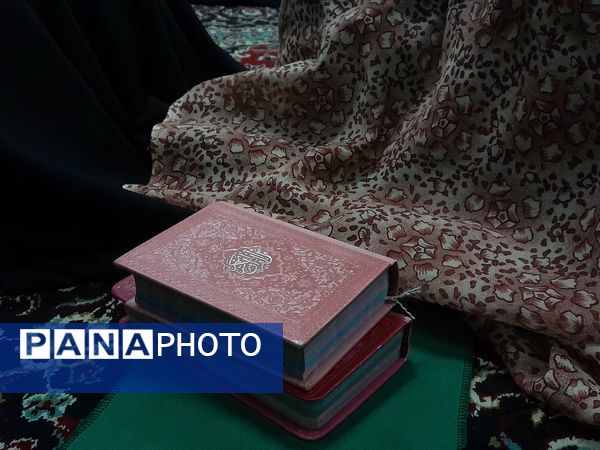 برگزاری محفل قرآنی در مدرسه‌ نمونه دولتی سعدی شهرستان برخوار