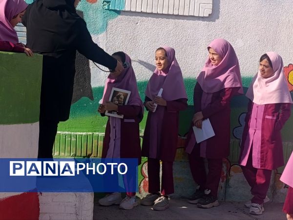 انتخابات شورای دانش آموزی در دبستان امام هادی(ع)
