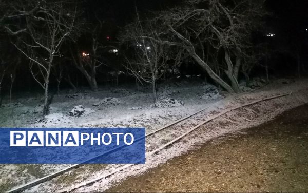 بارش برف پاییزی در شهرزیبای بار نیشابور 