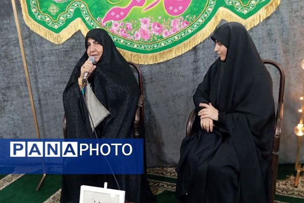  آیین گرامیداشت میلاد حضرت فاطمه(س) و روز مادر در مدارس شهرستان ملارد