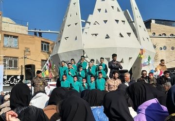 حماسه آفرینی مردم غیور شهرستان کوهدشت در یوم الله ۲۲بهمن 
