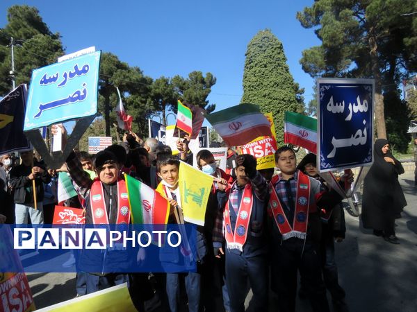 گذری بر ۱۳ آبان نیشابور 