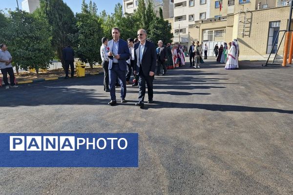  نواخته شدن زنگ مهر و برگزاری جشن بازگشایی مدارس عشایری استان فارس